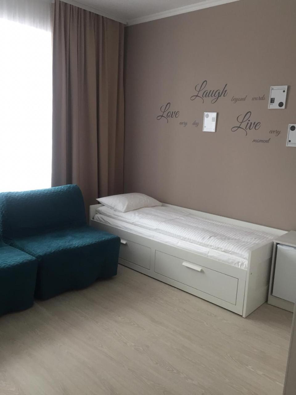 Scandi Hotel Makinsk Esterno foto